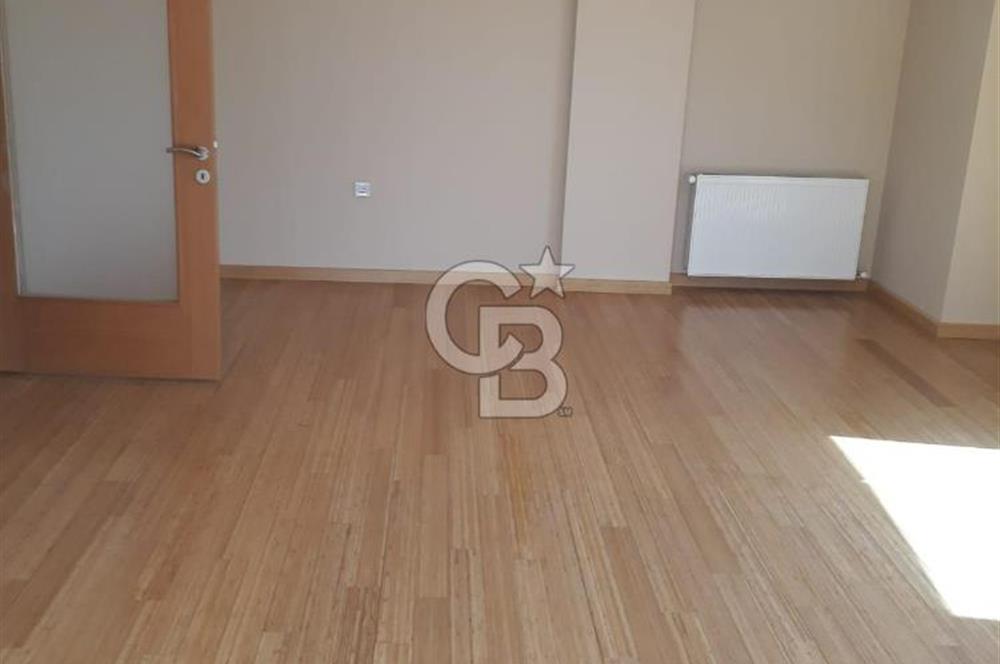Bayraklı Adalet Mahallesi Site İçerisi 3+1 150 m² Satılık Daire