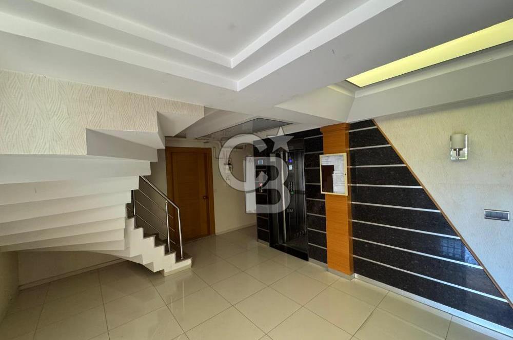 Bayraklı Adalet Mahallesi Site İçerisi 3+1 150 m² Satılık Daire