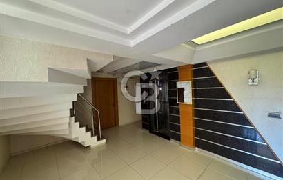 Bayraklı Adalet Mahallesi Site İçerisi 3+1 150 m² Satılık Daire