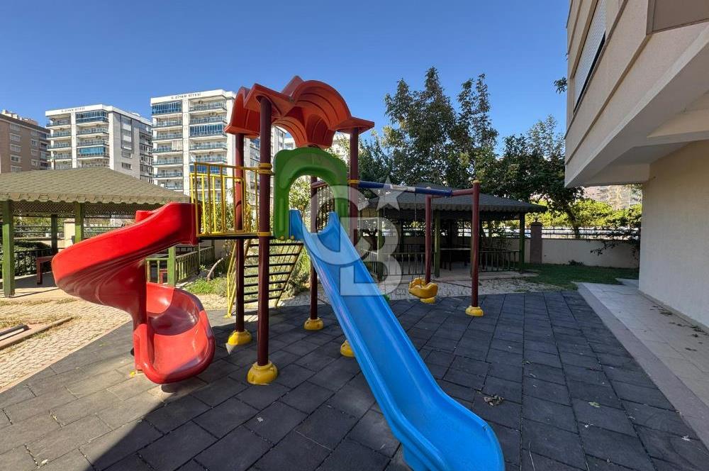 Bayraklı Adalet Mahallesi Site İçerisi 3+1 150 m² Satılık Daire