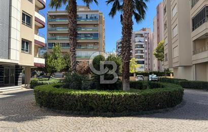 Bayraklı Adalet Mahallesi Site İçerisi 3+1 150 m² Satılık Daire