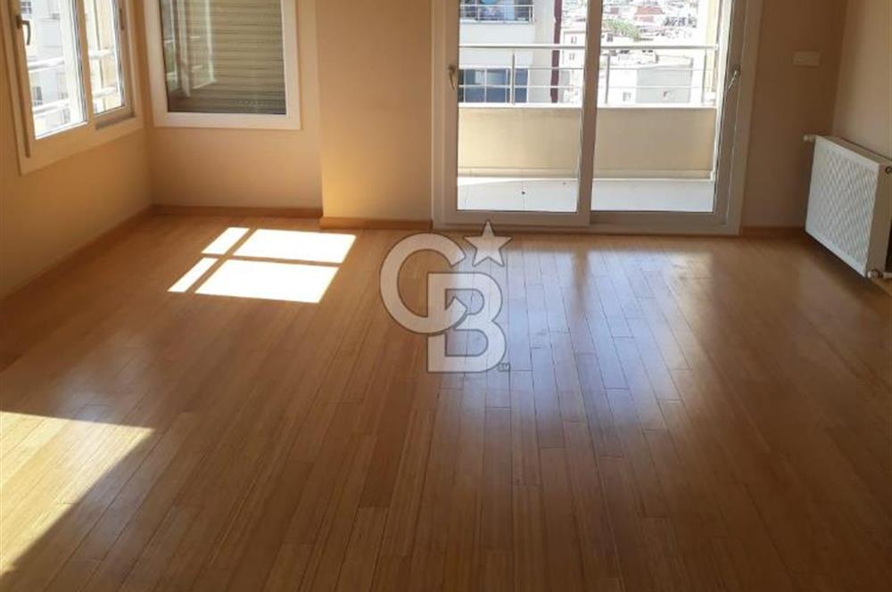 Bayraklı Adalet Mahallesi Site İçerisi 3+1 150 m² Satılık Daire