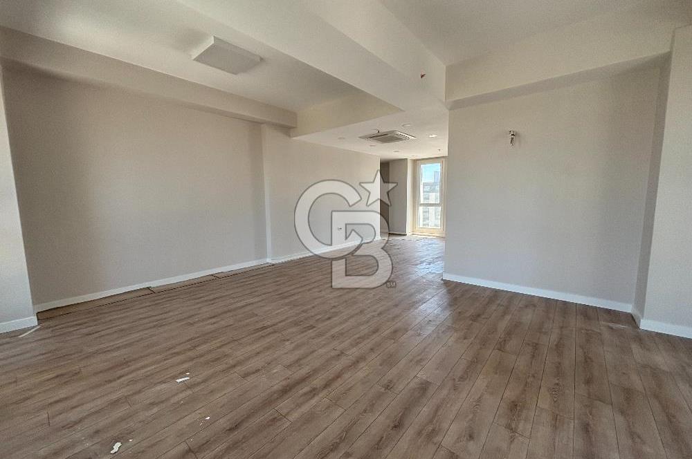 E5 ANA YOL ÜZERİNDE MANZARALI KİRALIK BÜRO OFİS