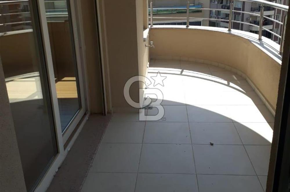 Bayraklı Adalet Mahallesi Site İçerisi 3+1 150 m² Satılık Daire