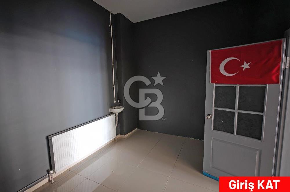 İstiklal Cadde üzeri 450 m2 Kiralık Yeni Dükkan, KDV Avantajlı