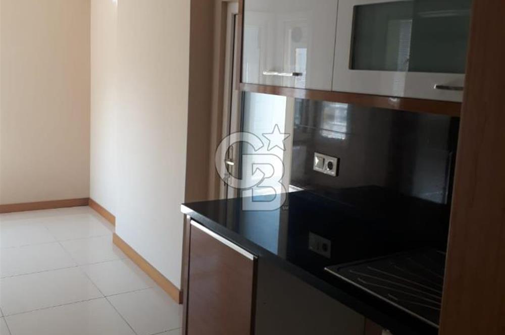 Bayraklı Adalet Mahallesi Site İçerisi 3+1 150 m² Satılık Daire