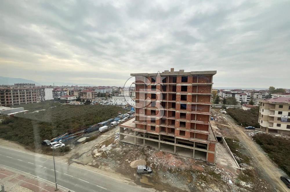 ORDU CUMHURİYET DE HAVUZLU SİTE İÇERİSİNDE EŞYALI LÜKS 1+1