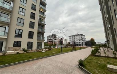 ORDU CUMHURİYET DE HAVUZLU SİTE İÇERİSİNDE EŞYALI LÜKS 1+1