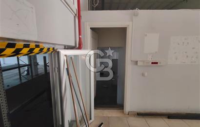 CB BLACK'TAN HACİVAT METRO İSTASYONU KARŞISI KİRALIK DÜKKAN