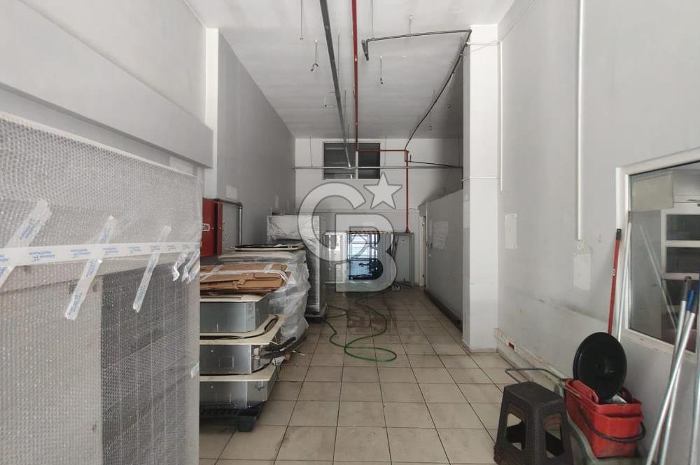 CB BLACK'TAN HACİVAT METRO İSTASYONU KARŞISI KİRALIK DÜKKAN