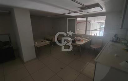 CB BLACK'TAN HACİVAT METRO İSTASYONU KARŞISI KİRALIK DÜKKAN