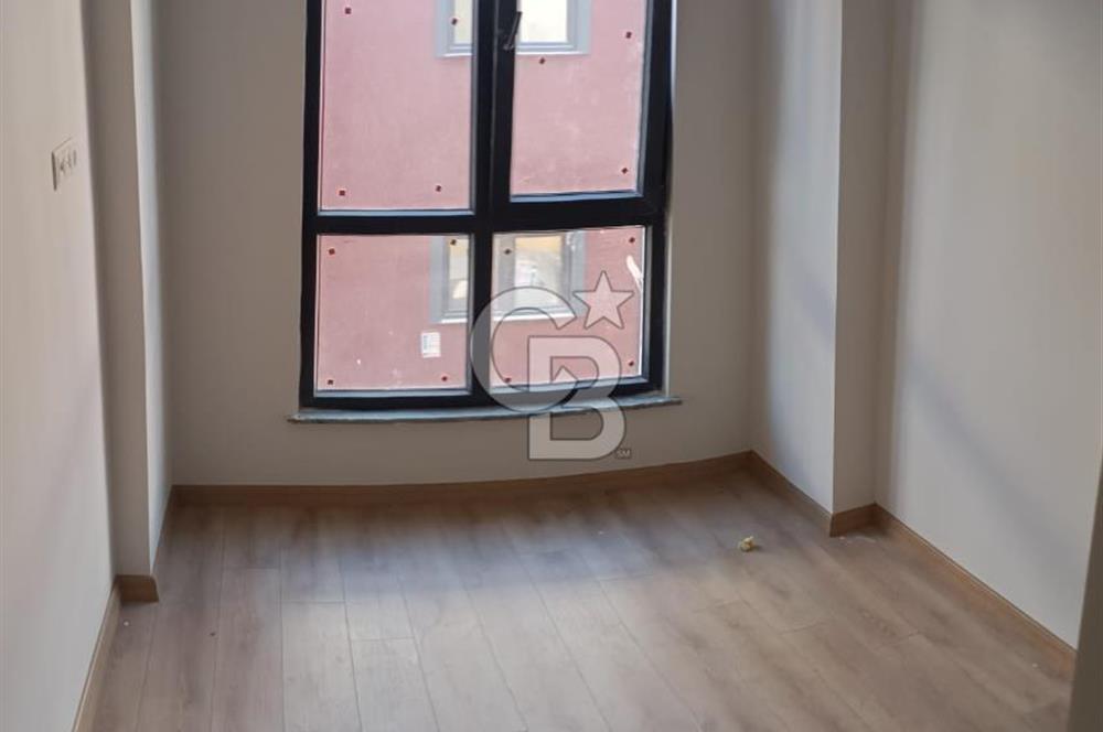 CUMHURİYET MAHALLESİ'NDE KİRALIK 1+1 DAİRE