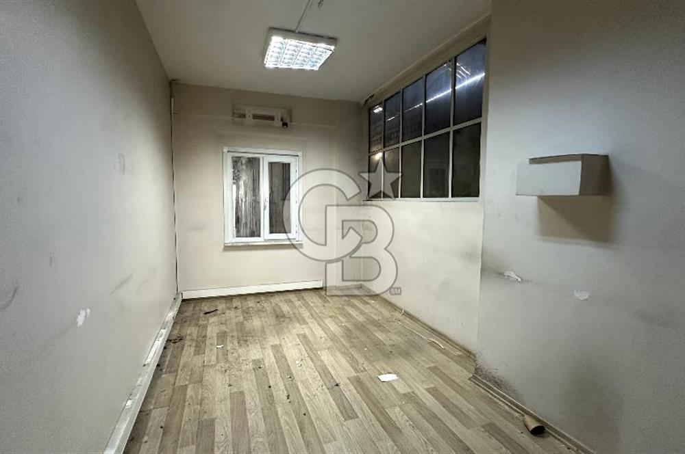 Beylikdüzü Osb Kiralık Fabrika Depo Hangar Tipi 1700m2 Vinçli