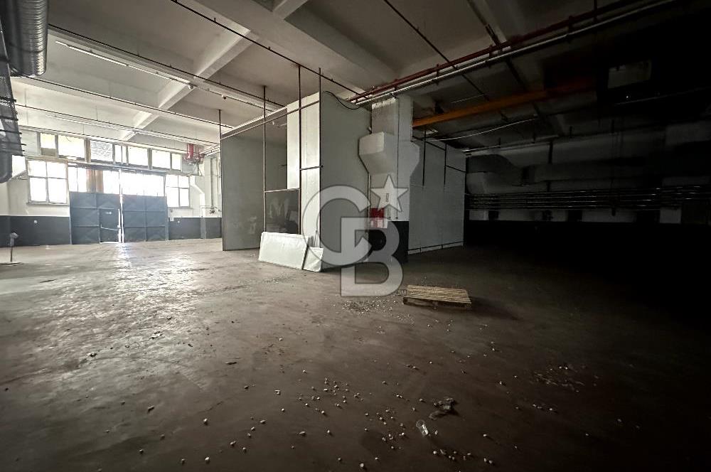 Beylikdüzü Kiralık 3000m2 Fabrika Depo Toprak Basar Vinçli Ofisl