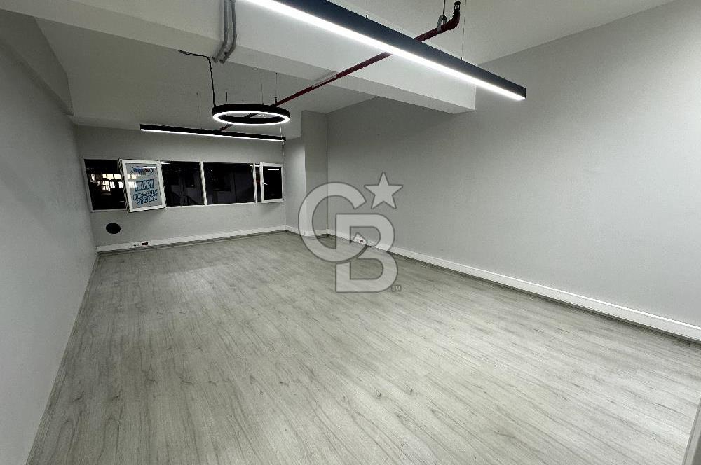 Beylikdüzü Kiralık 3000m2 Fabrika Depo Toprak Basar Vinçli Ofisl