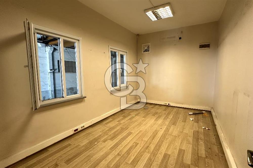 Beylikdüzü Osb Kiralık Fabrika Depo Hangar Tipi 1700m2 Vinçli