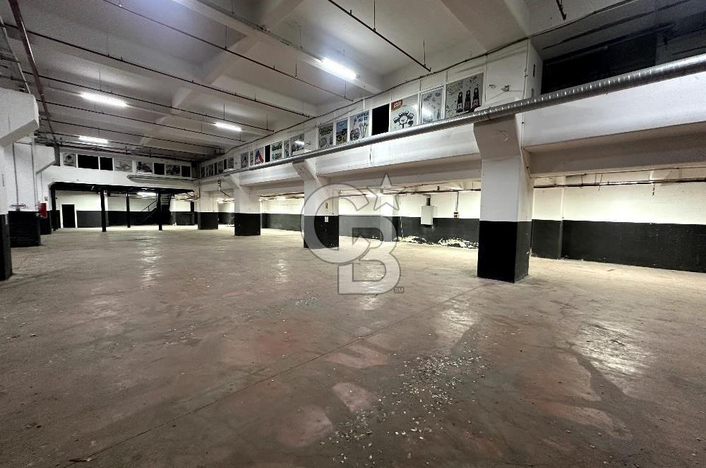 Beylikdüzü Kiralık 3000m2 Fabrika Depo Toprak Basar Vinçli Ofisl