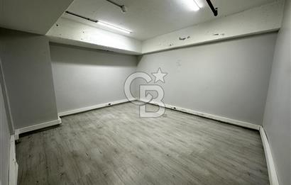 Beylikdüzü Kiralık 3000m2 Fabrika Depo Toprak Basar Vinçli Ofisl
