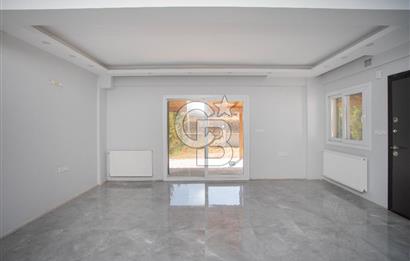 Yeni Foça Cumhuriyet Mh.3+1 Deniz Manzaralı Satılık Villa