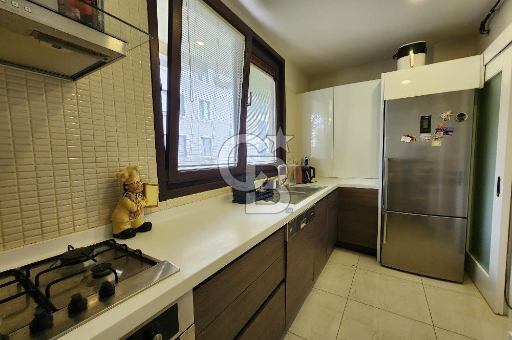 Satılık Daire 3+1 Erenköy 135 m2 Brüt Çift Banyolu Vatandaşlığa Uygun