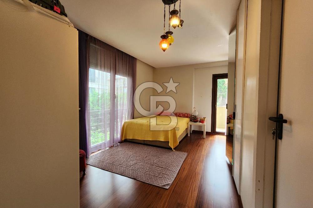 Satılık Daire 3+1 Erenköy 135 m2 Brüt Çift Banyolu Vatandaşlığa Uygun