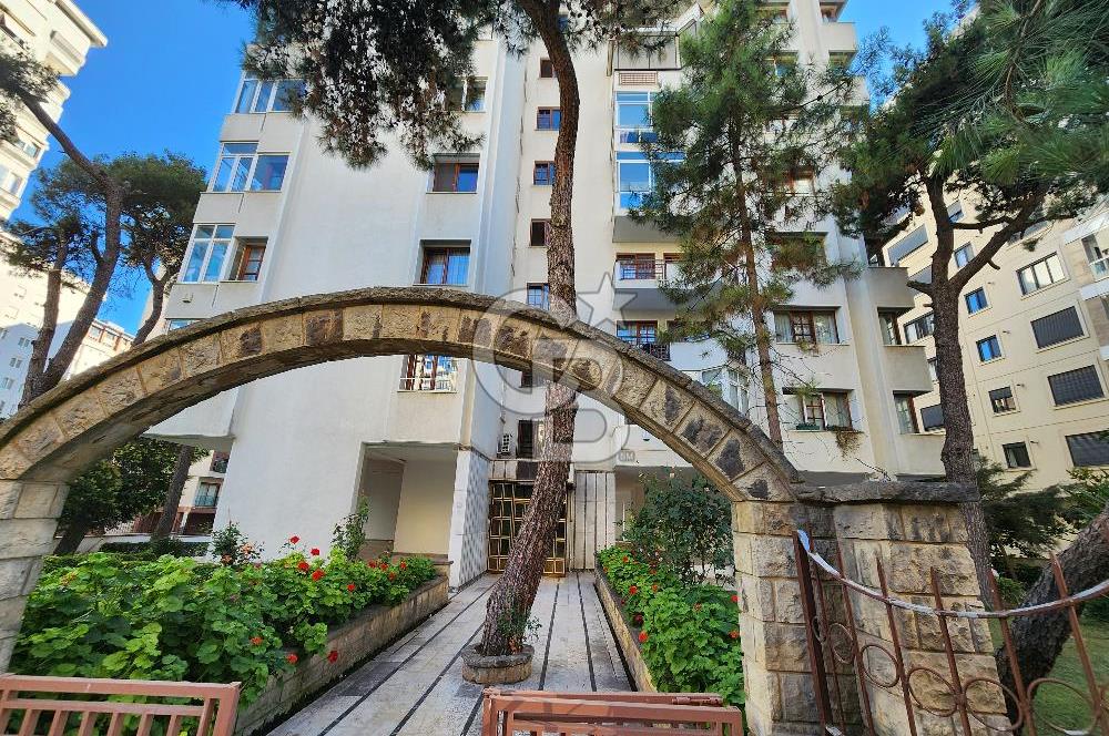 Kiralık Daire 3+1 Kaşeneler sokağında  170 M2 NET