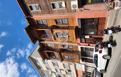 KİRALIK KÖŞK 2+1 KADİKÖY BALEDİYE ARKASINDA ÖZEL BAHÇESI 