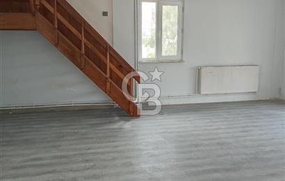 B.ÇEKMECE EKİNOBA da NEZİH BİR SİTEDE KEYİFLİ SATILIK VİLLA***