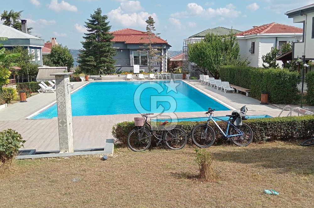 B.ÇEKMECE EKİNOBA da NEZİH BİR SİTEDE KEYİFLİ SATILIK VİLLA***