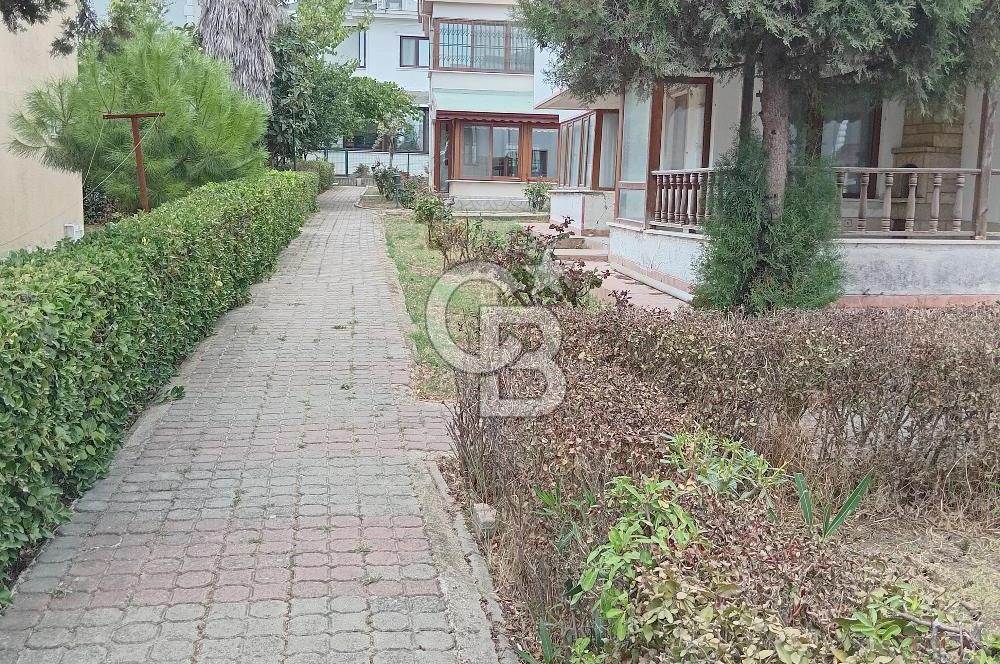 B.ÇEKMECE EKİNOBA da NEZİH BİR SİTEDE KEYİFLİ SATILIK VİLLA***