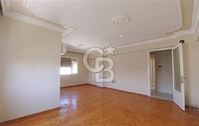 Karşıyaka Bostanlı Merkezi Konumlu Satılık 3+1 100 M² Daire
