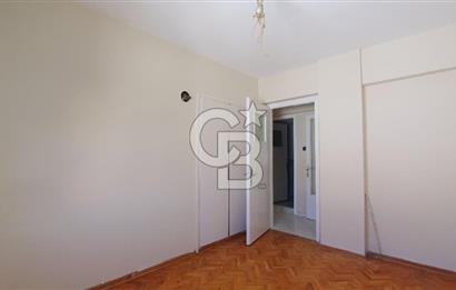 Karşıyaka Bostanlı Merkezi Konumlu Satılık 3+1 100 M² Daire
