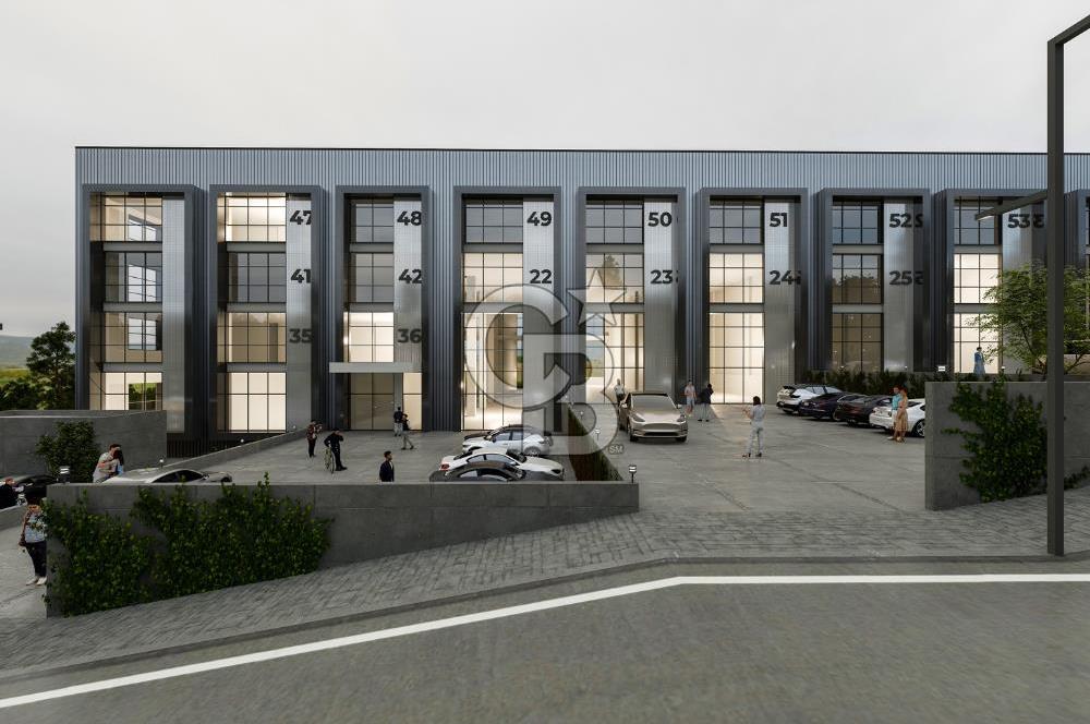 KERESTECİLERDE 30'LUK BULVARA 125M CEPHELİ SATILIK DÜKKANLAR