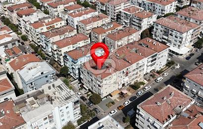Karşıyaka Bostanlı Merkezi Konumlu Satılık 3+1 100 M² Daire
