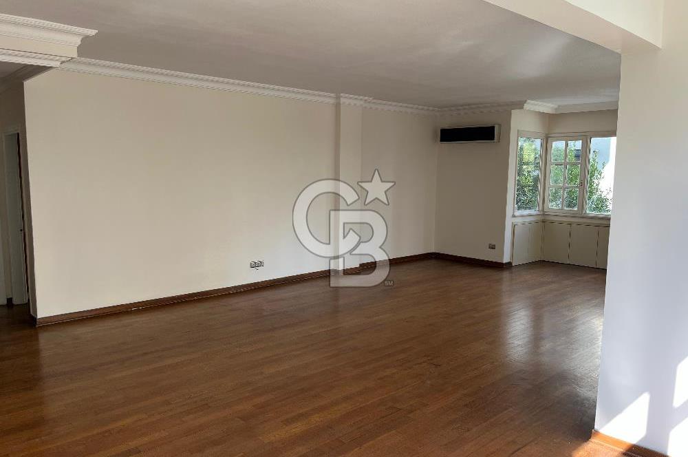 Kiralık Daire 3+1 Kaşeneler sokağında  170 M2 NET