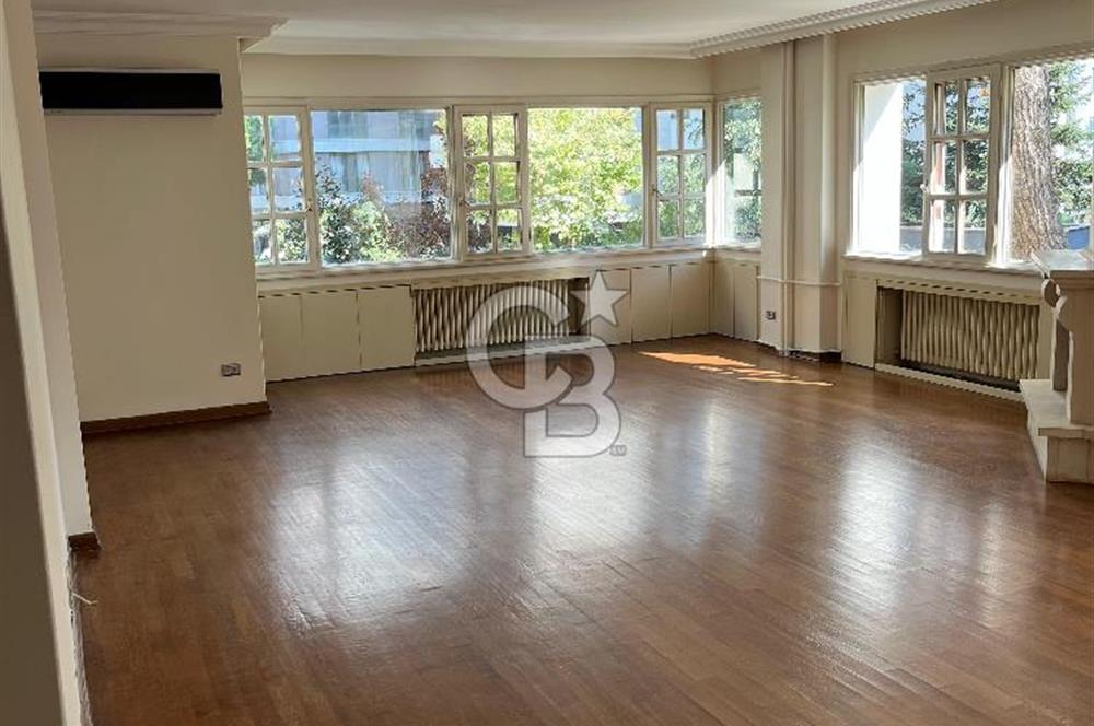 Kiralık Daire 3+1 Kaşeneler sokağında  170 M2 NET