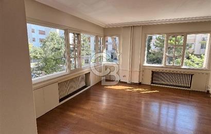 Kiralık Daire 3+1 Kaşeneler sokağında  170 M2 NET