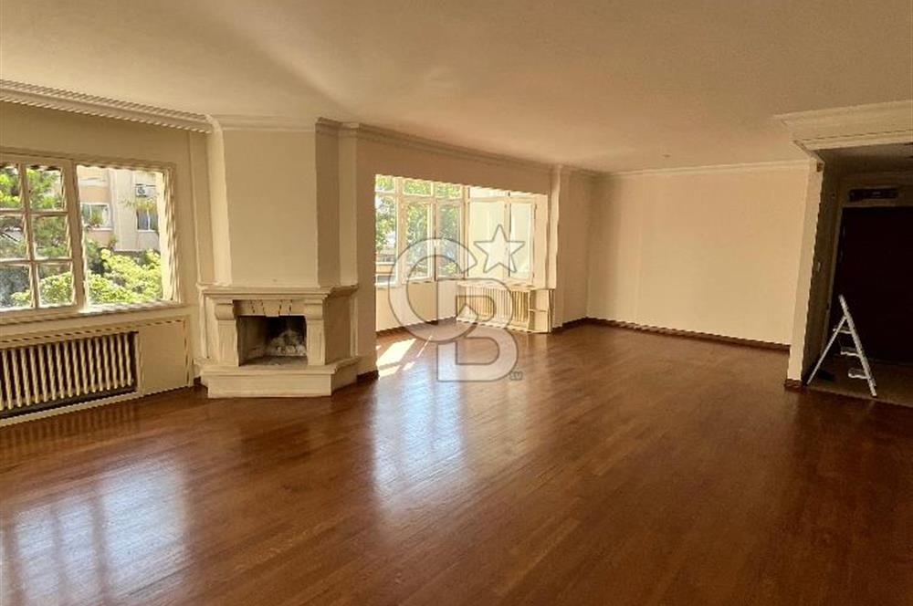 Kiralık Daire 3+1 Kaşeneler sokağında  170 M2 NET
