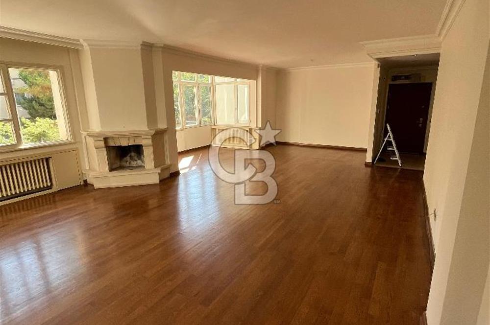 Kiralık Daire 3+1 Kaşeneler sokağında  170 M2 NET