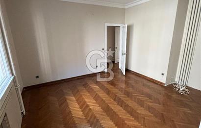 Kiralık Daire 3+1 Kaşeneler sokağında  170 M2 NET