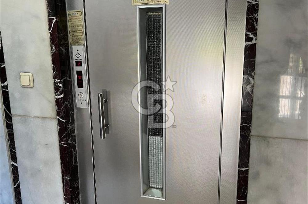 Kiralık Daire 3+1 Kaşeneler sokağında  170 M2 NET