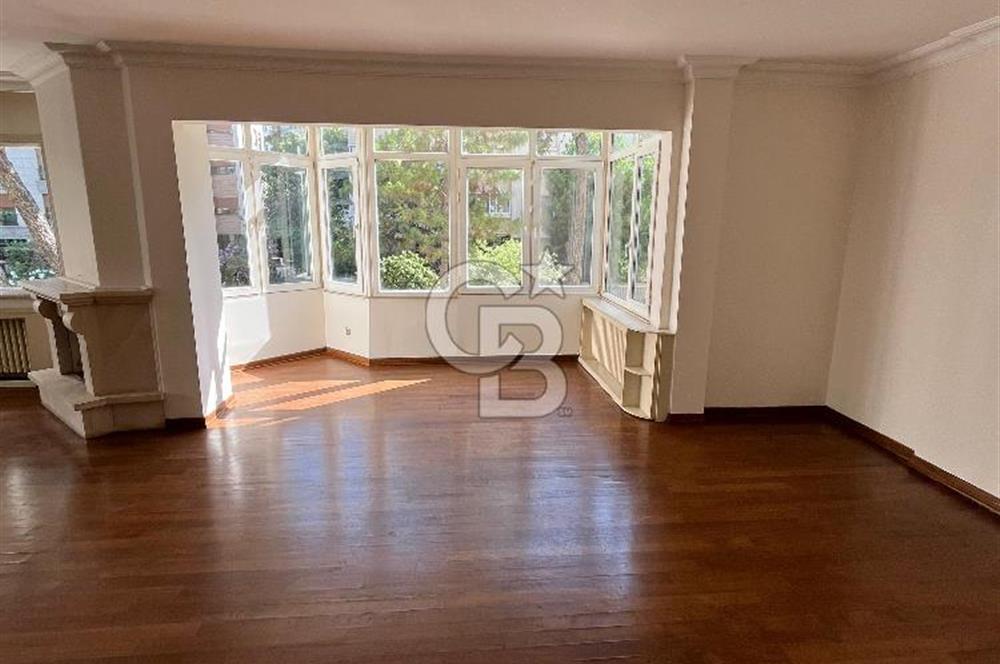 Kiralık Daire 3+1 Kaşeneler sokağında  170 M2 NET