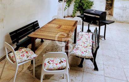 KİRALIK KÖŞK 2+1 KADİKÖY BALEDİYE ARKASINDA ÖZEL BAHÇESI 