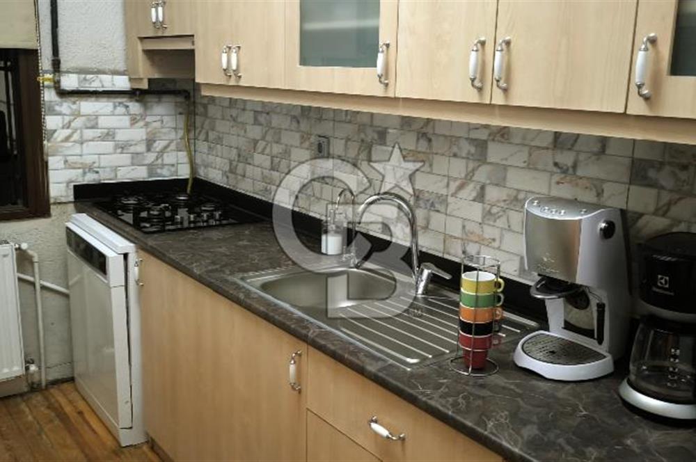 KİRALIK KÖŞK 2+1 KADİKÖY BALEDİYE ARKASINDA ÖZEL BAHÇESI 