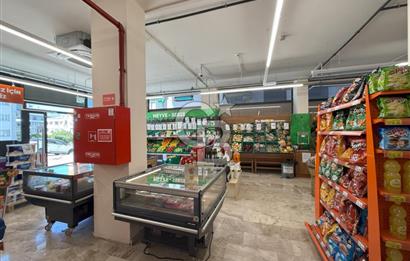 İzmir Narlıdere'de Satılık Ticari Mülk / Kurumsal Kiracılı /Yeni Bina