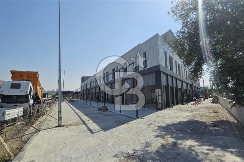ŞAŞMAZ SANAYİ SİTESİ NECİP BEY İŞ MERKEZİNDE KİRALIK DÜKKANLAR