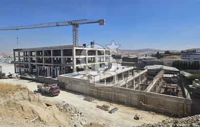 KERESTECİLERDE 30'LUK BULVARA 125M CEPHELİ SATILIK DÜKKANLAR