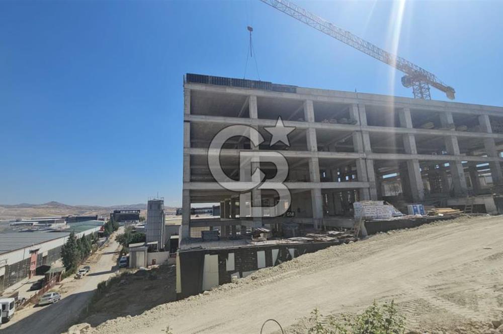 KERESTECİLERDE 30'LUK BULVARA 125M CEPHELİ SATILIK DÜKKANLAR