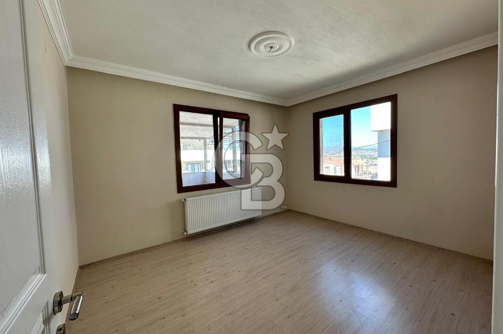 Foça Kazım Dirik Mah. Satılık Kapalı Mutfak 3+1 Daire