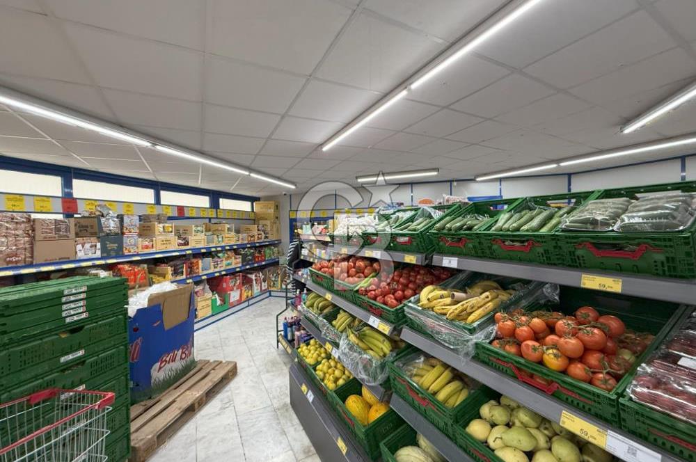 İzmir Narlıdere'de Satılık Ticari Mülk / Kurumsal Kiracılı / Yeni Bina
